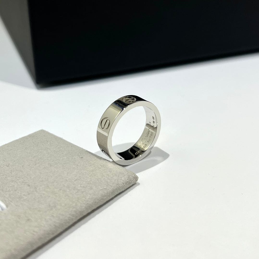 18K Love Wedding 6mm Ring