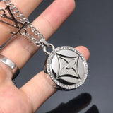 18K Louis Catch Necklace