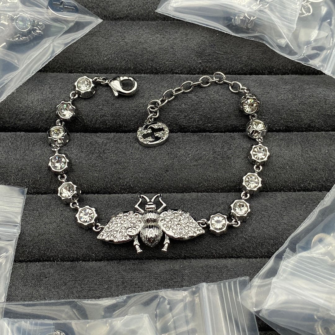 GG Interlocking G Bee Crystals Bracelet