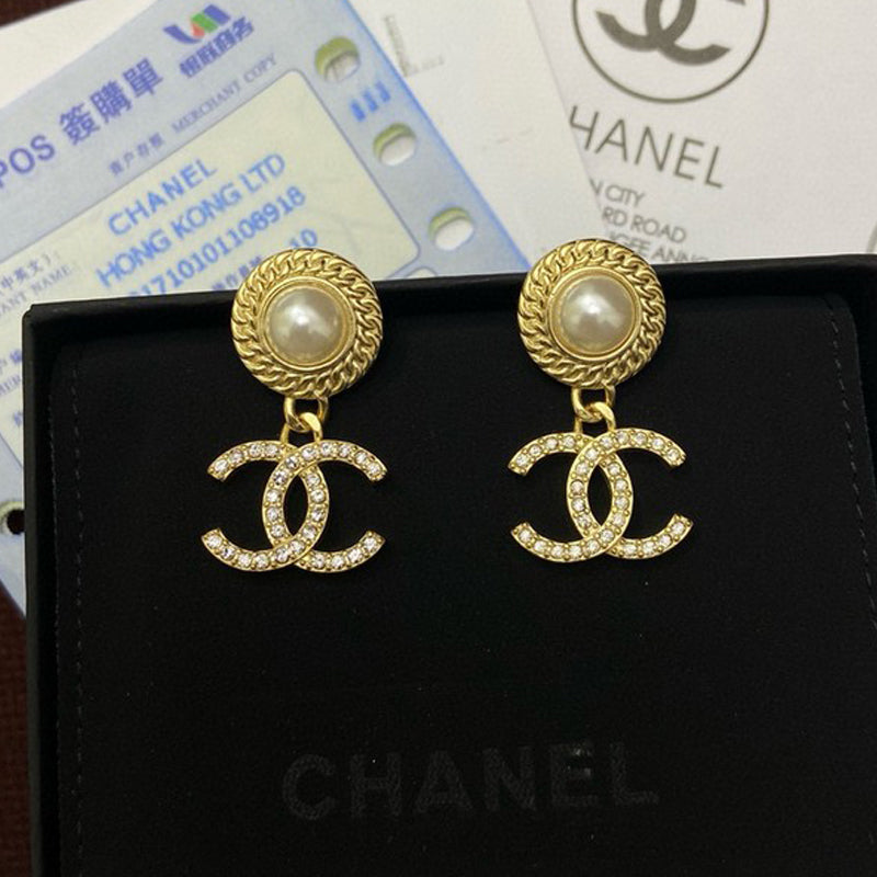 18K CC White Pearl Gold Earrings