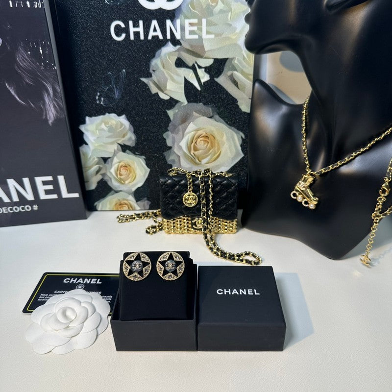 18K CC Start Black Gold Earrings