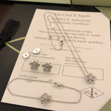 18K Lotus Openwork Pendant Bracelet