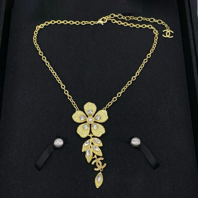 18K CC Crystal Flower Necklace