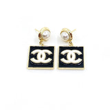 18k CHANEL CC Square Pearl Pendant Earrings