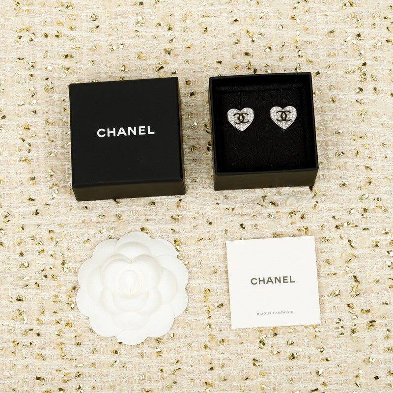 18K CC Diamond Heart Gold Earrings