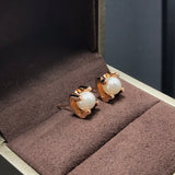 18K C De Earrings