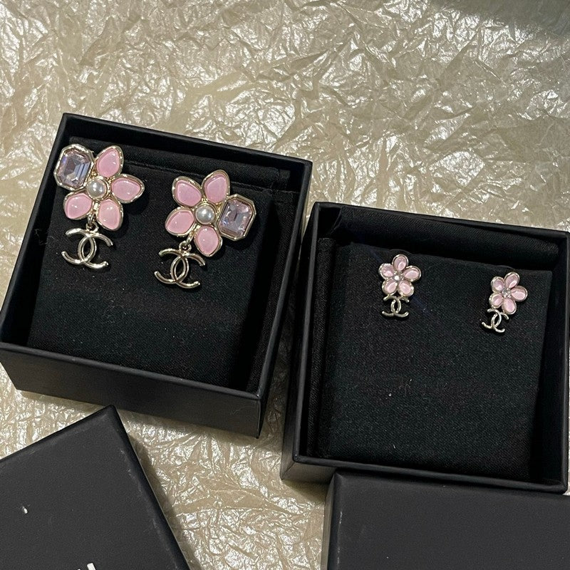 18K CC Pink Flower Gold Earring