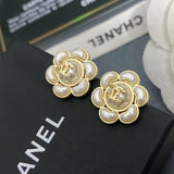 18K CC Flower Pearl Earrings