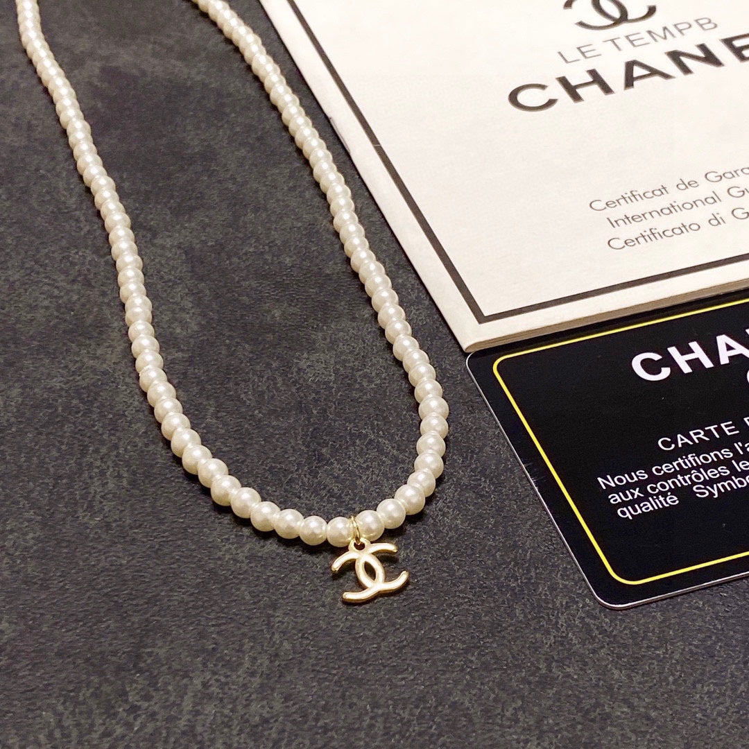 18K CC Pearls Choker Necklace