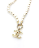 18K CC Pearls Choker Necklace