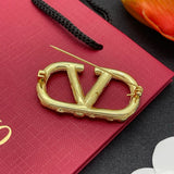 18K Vlogo Color Crystal Brooch