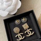 18K CC 26C Black & White Pearl Gold Earrings