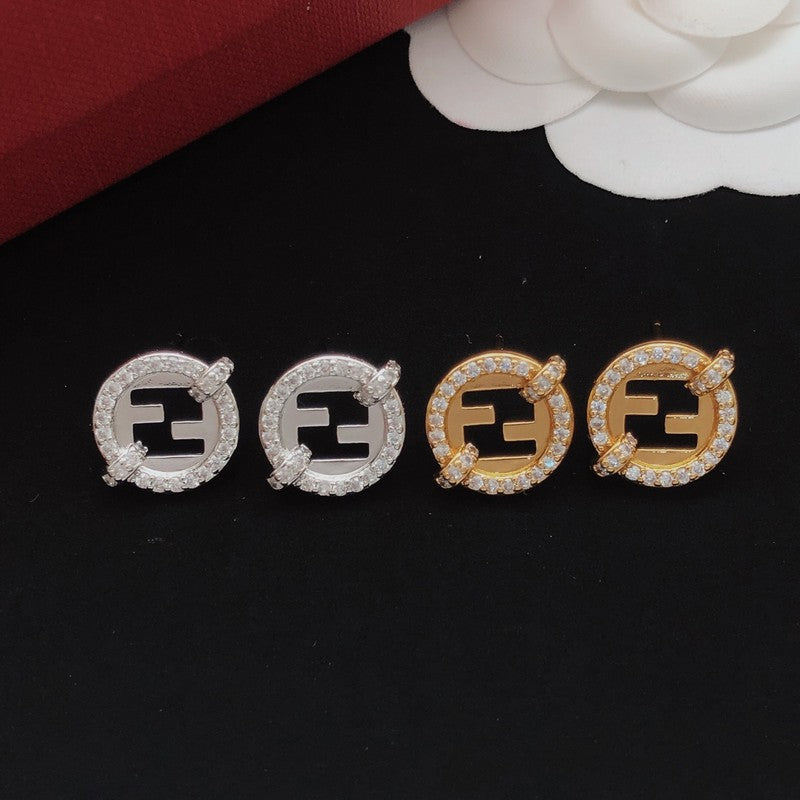 18K F Diamond Gold Earrings